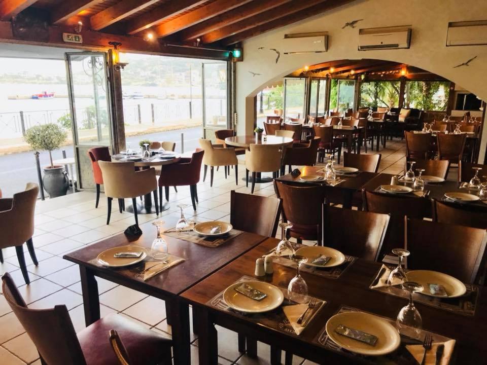Votsalakia Luxury Apartments Selinia Bagian luar foto