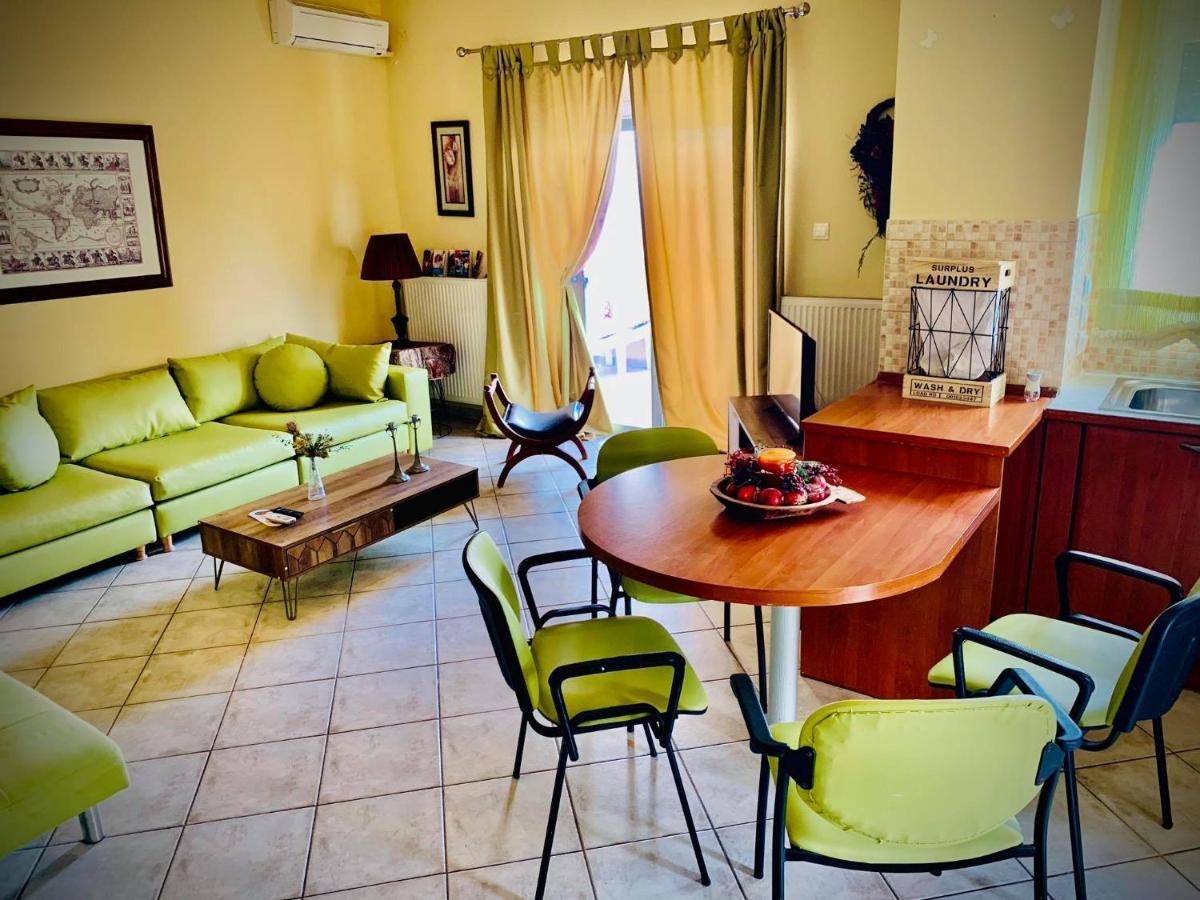 Votsalakia Luxury Apartments Selinia Bagian luar foto